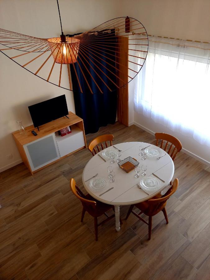 Gîte 'Chez Joseph et Cie' -8 mn du Puy du Fou Les Herbiers Extérieur photo
